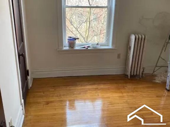 4th image of 4255 N Winchester Ave #04k5wmg5x