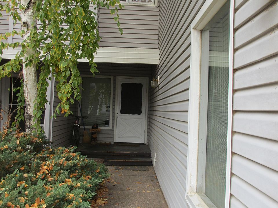 Entrance of Unit