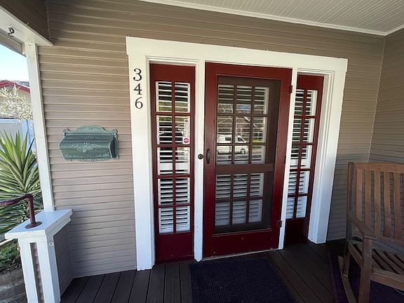 3rd image of 346 Carrillo St