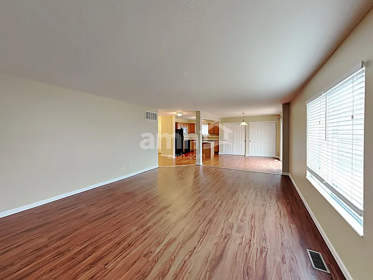 1231 Candora St — Photo 7