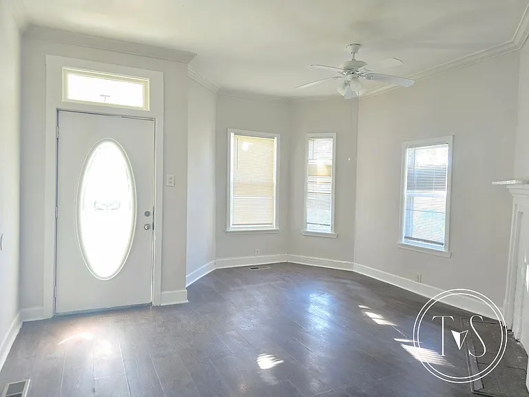 1116 NE 36th St — Photo 10