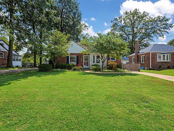2nd image of 10424 Eaglewood Ave