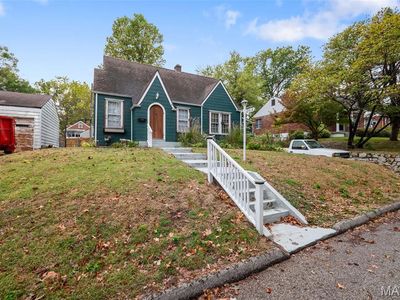 2418 Petrova Ave, Saint Louis, MO, 63136