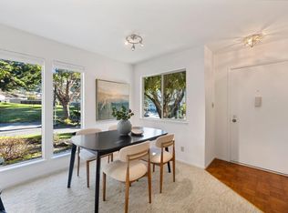 1055 Oddstad Blvd, Pacifica, CA 94044