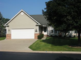 324 Wildwood Dr, Manchester, MI