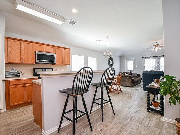 4th image of 19003 Telford Way
