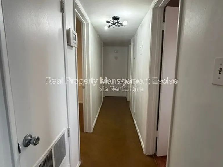 2246 W Mulberry Dr — Photo 8