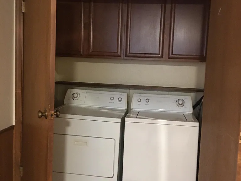 Utility room with washer & dryer