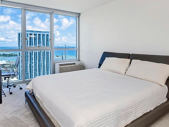 5th image of 988 Halekauwila St #3706