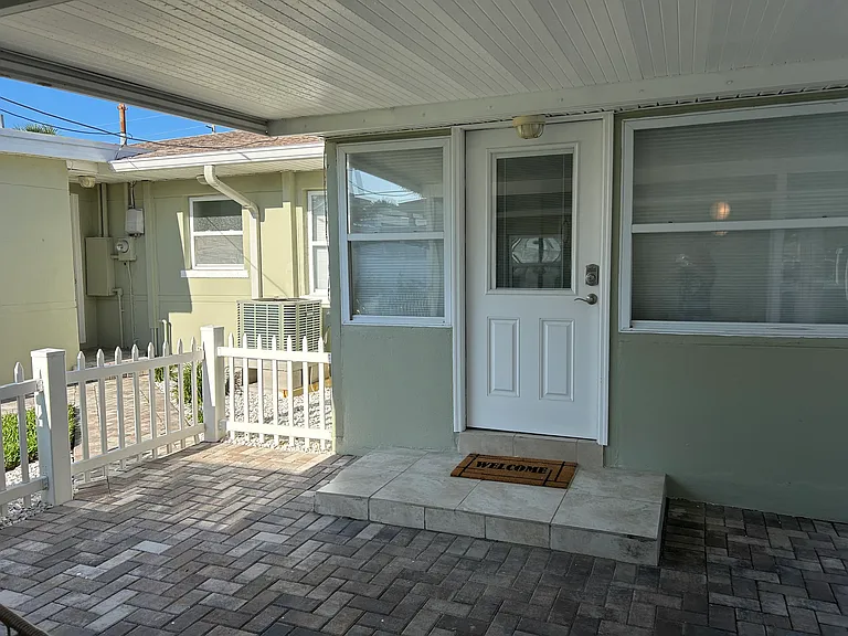 757 Mandalay Ave — Photo 26