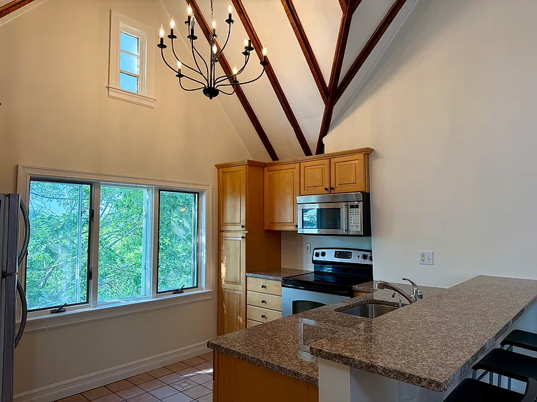 217 Clifton St #2 — Photo 2