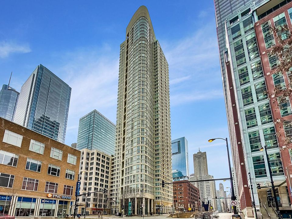 1st image of 345 Lasalle St #3505