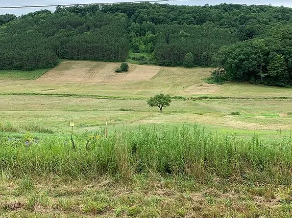 546 Sunnyside Hollow Rd, Port Matilda, PA 16870