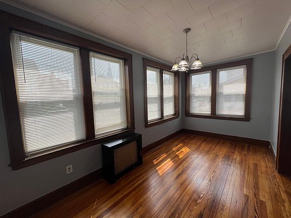 Sun Room/Sitting Room