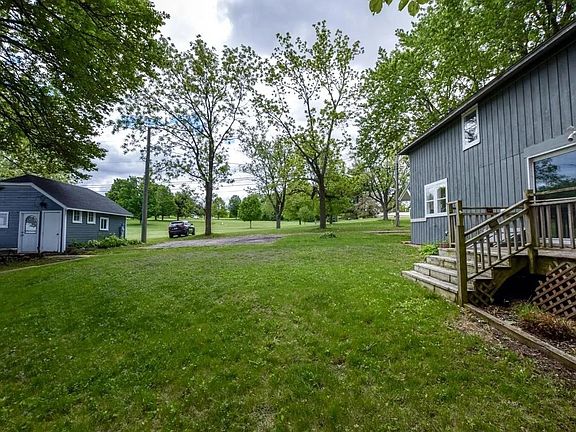 3rd image of 3218 Aalseth Ln