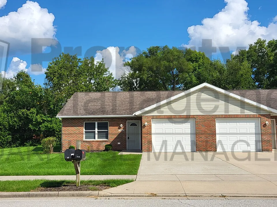 740 Meadow Glen Ave