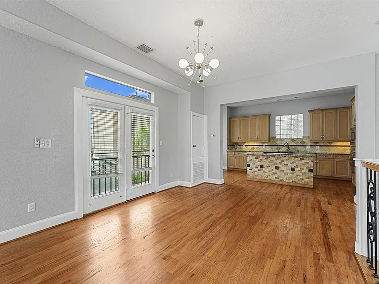 6132 Maxie St — Photo 5