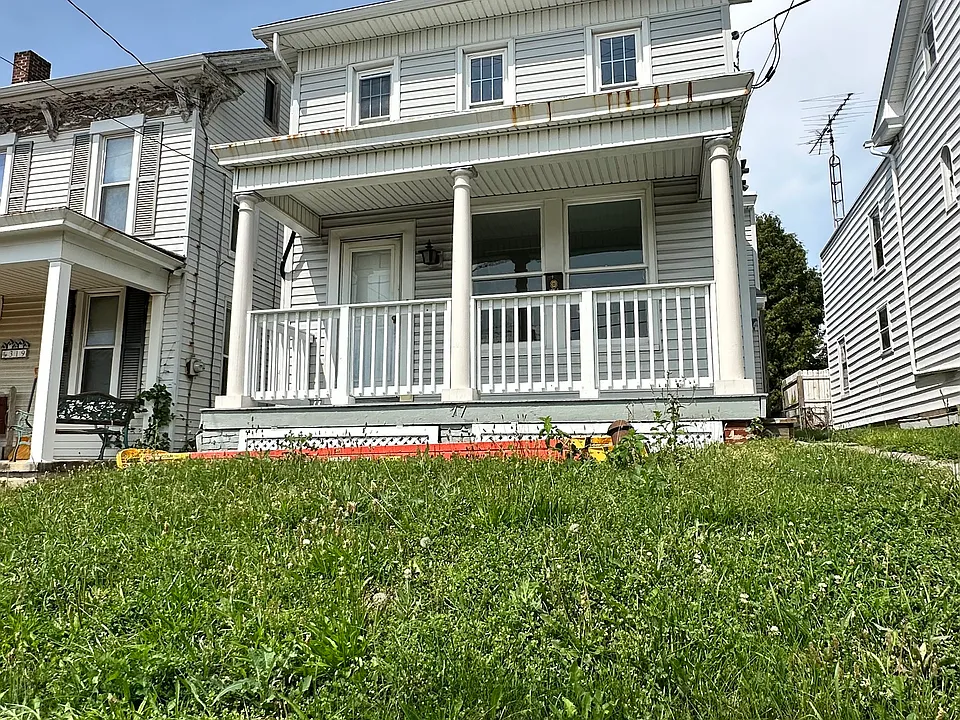317 W Main St #2
