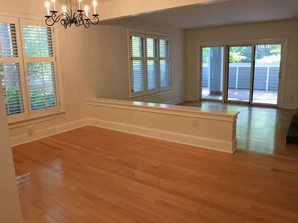 700 Bishops Park Dr Unit 108, Raleigh, NC 27605