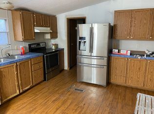 1944 Sardis Lake Dr, Batesville, MS 38606