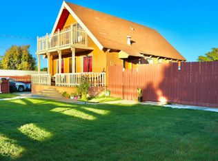 9398 Hinton Ave, Delhi, CA 95315