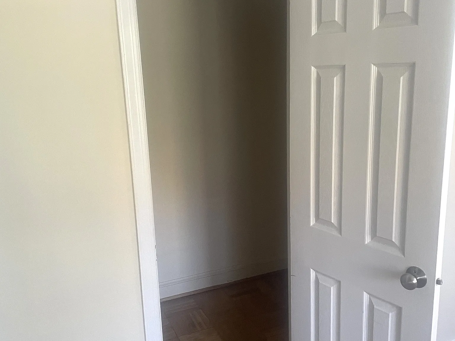 Swansen Apartments — Photo 4