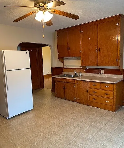 151 East Ave #2 — Photo 1