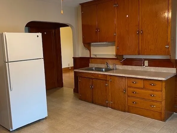 151 East Ave #2, Lewiston, ME 04240