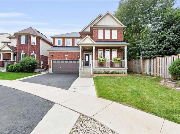 152 Fletcher Cir, Cambridge, ON N3C 0B6