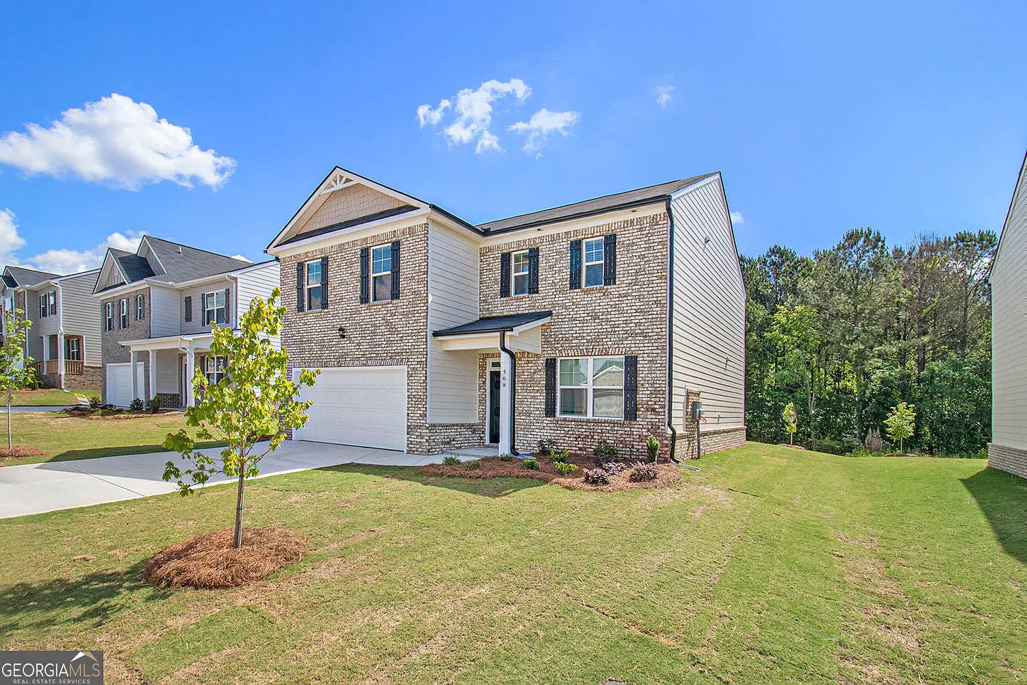 4 bed, 2.5 bath, 2338 sqft, $2,700 — Photo 3