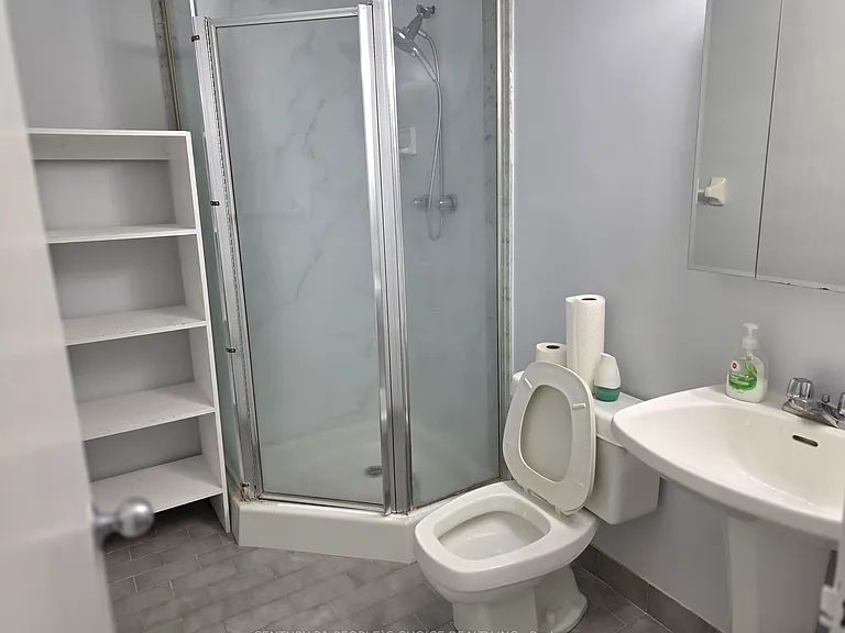61 Markbrook Ln #1804 — Photo 9