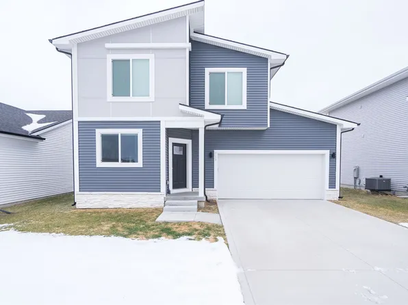 713 NE Oak Ridge Dr, Ankeny, IA 50021