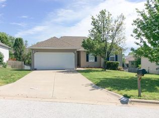 511 W Black Oak Rd, Nixa, MO 65714
