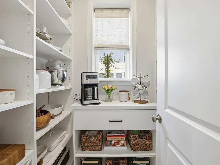 Walk-In Pantry & Coffee Bar
