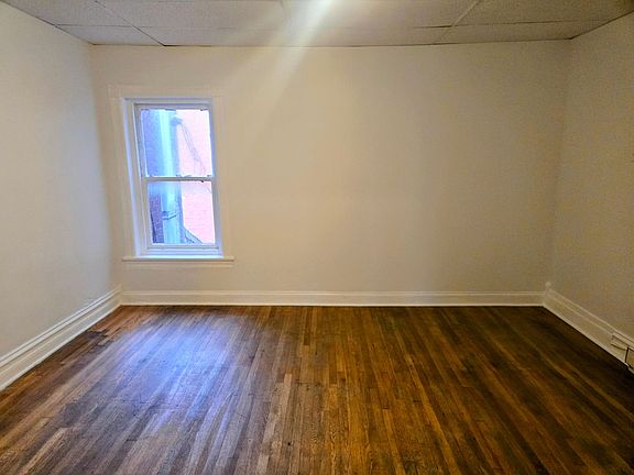 5th image of 104 N 8th St #9