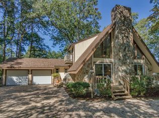 65 Wooldridge Cove Dr, Deltaville, VA 23043