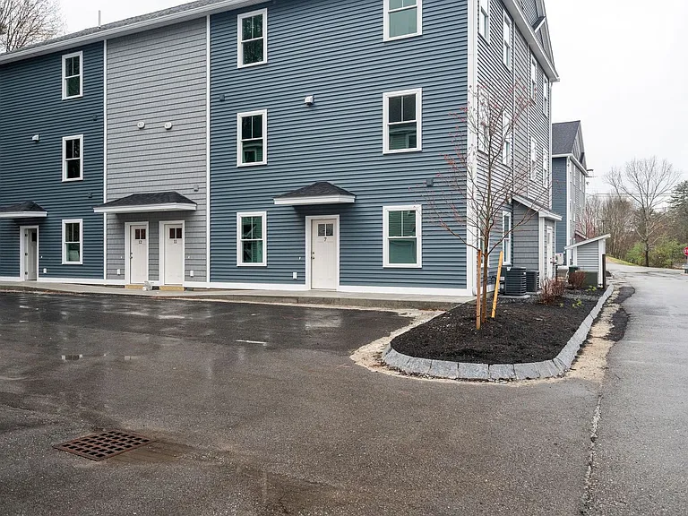 Paul's Place — Photo 46
