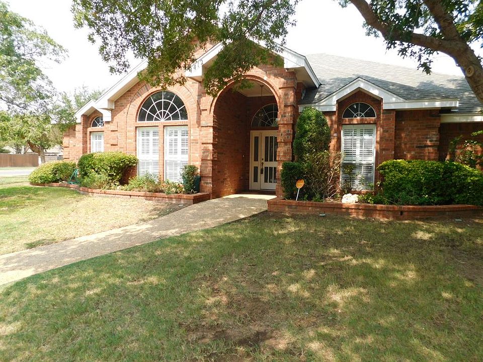 1st image of 4412 Rosewood Dr