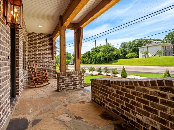 550 E Glenn Ave, Auburn, AL 36830