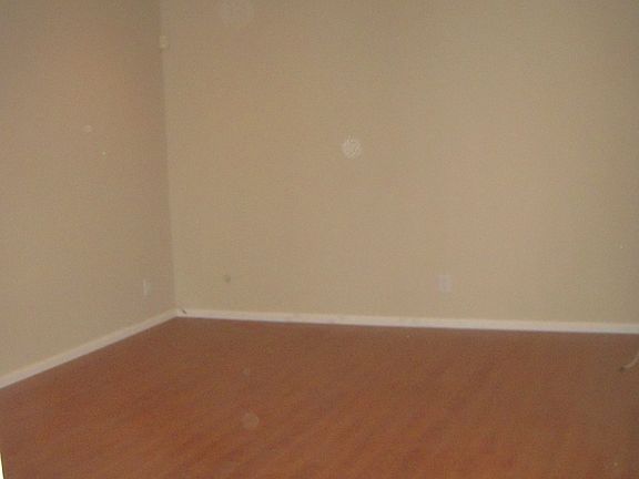 3rd image of 23609 Spires St
