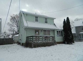 9422 Cardwell Ave, Cleveland, OH