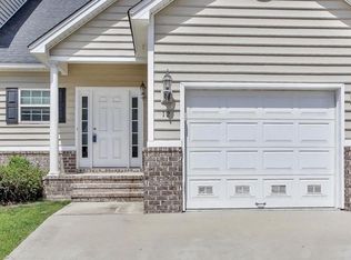 12 Cypress Ln, Richmond Hill, GA 31324