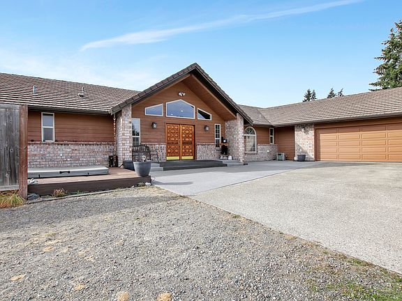 3rd image of 18221 30th Avenue Ct E