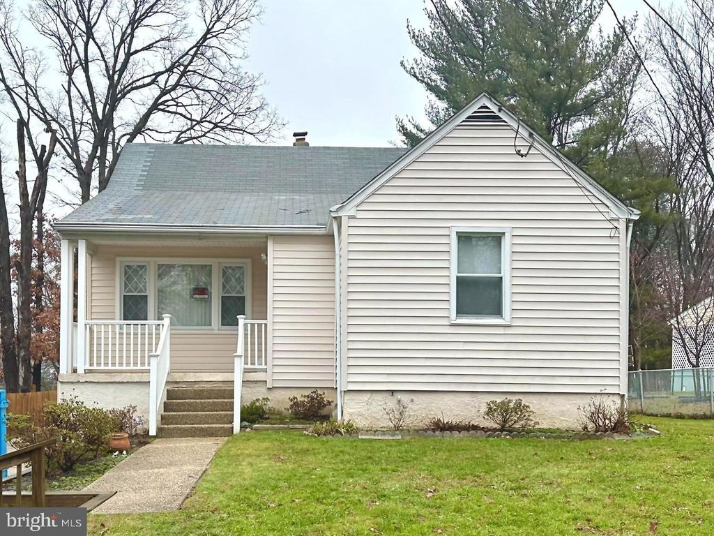 7908 Gilmore Ave, Rosedale, MD 21237