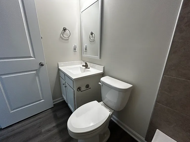 120 Shutter St #120 — Photo 11