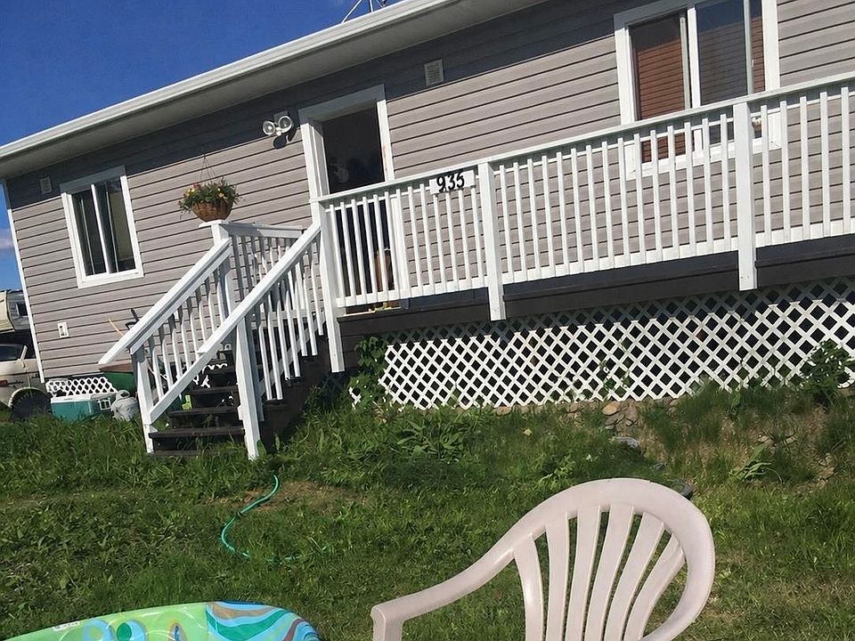 1st image of 935 Union Dr