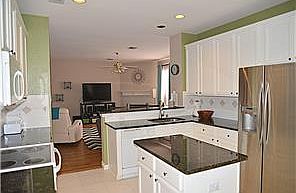 4th image of 1621 Nightingale Dr
