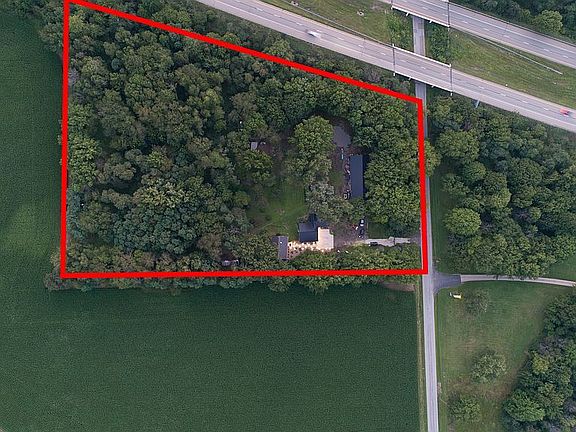 4th image of 2700 Prairie College St SW
