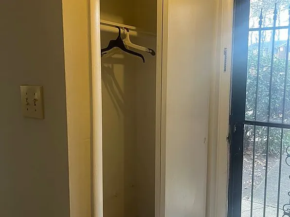 1269 Schaub Dr, Raleigh, NC 27606