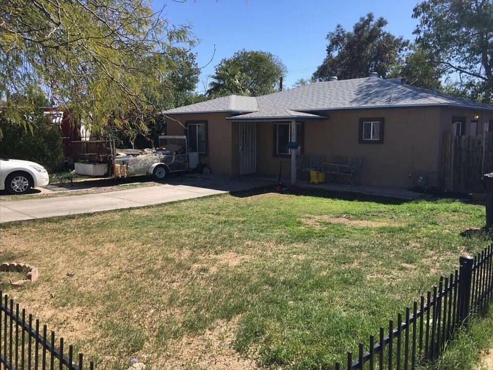 2nd image of 701 W Pepper Pl